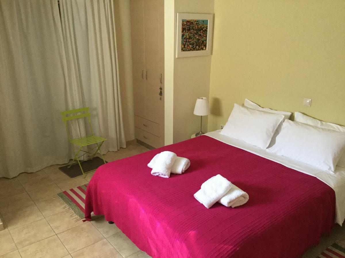 Seafront Apartment Ιι In Kiveri, Near Nafplion. Buitenkant foto