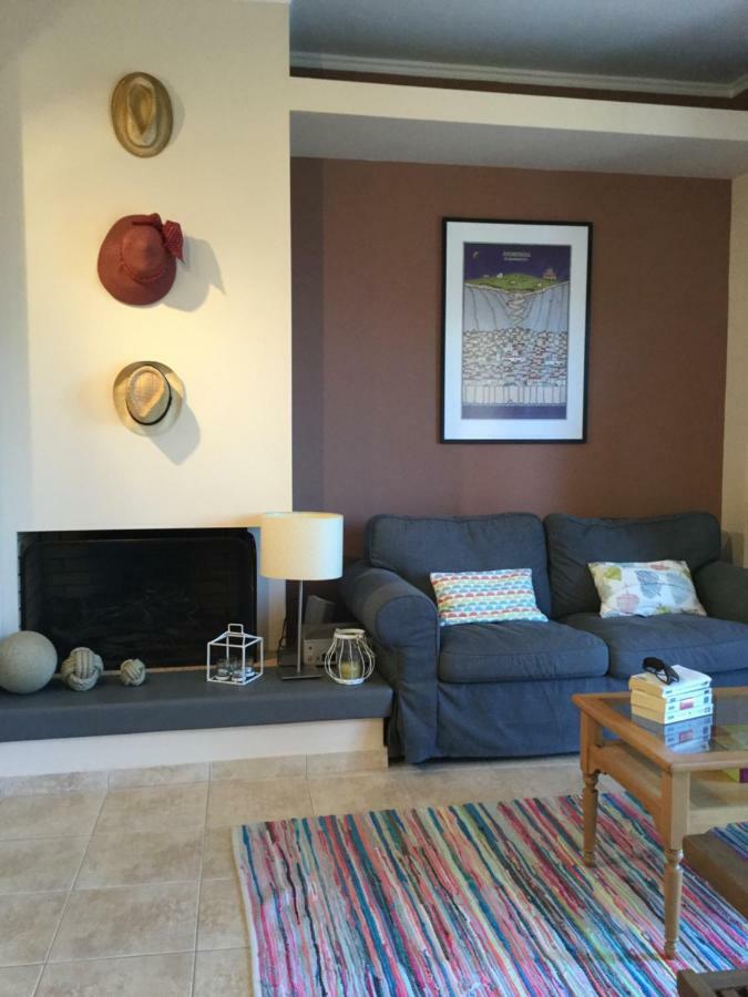 Seafront Apartment Ιι In Kiveri, Near Nafplion. Buitenkant foto